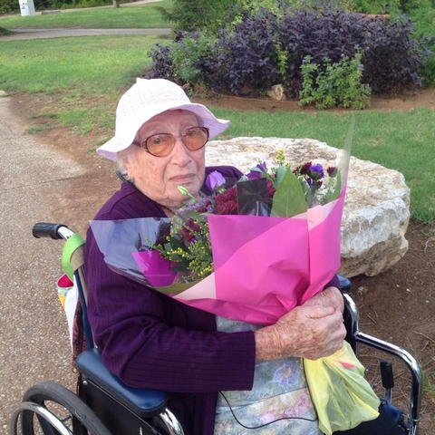 יום הולדת 103 לאסטה ברגמן / מאלבומה של מימי ידידיה