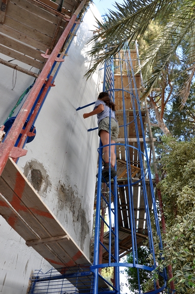 "מציירים על מגדל המים"